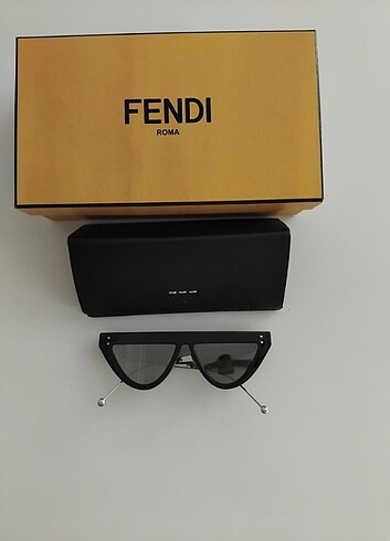 Beden Fendi aynali gunes gozlugu