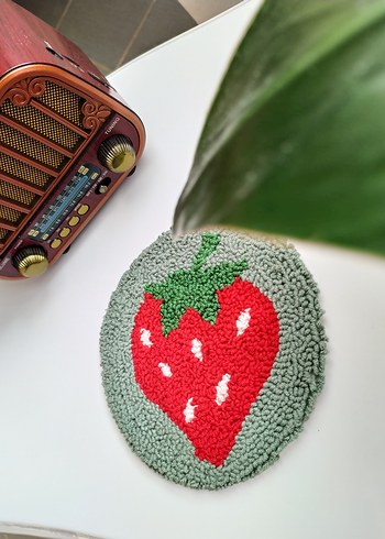 Renkli Çilek Desenli bardak altlığı - Görsel 2