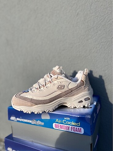 Skechers D?lites bayan ayakkabı