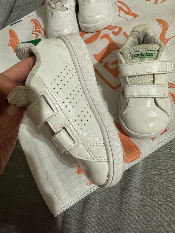 Beyaz Adidas Erkek Çocuk Spor Ayakkabı - Görsel 5