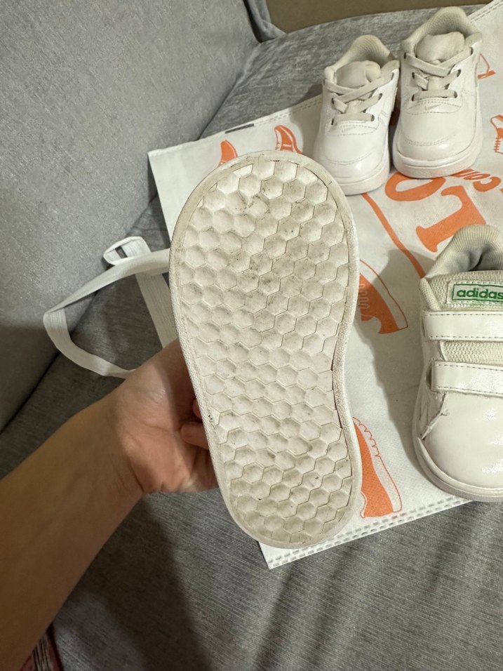 Beyaz Adidas Erkek Çocuk Spor Ayakkabı - Görsel 2