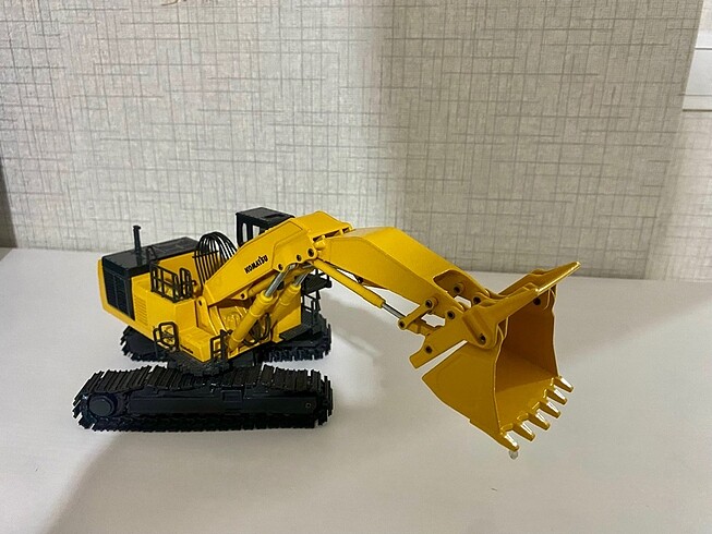  Komatsu pc1100 demir döküm makarna