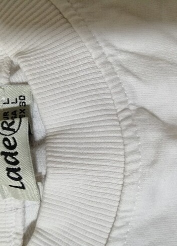 l Beden Yıldızlı Sweatshirt