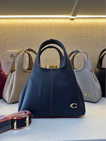 Coach çok sevilen model