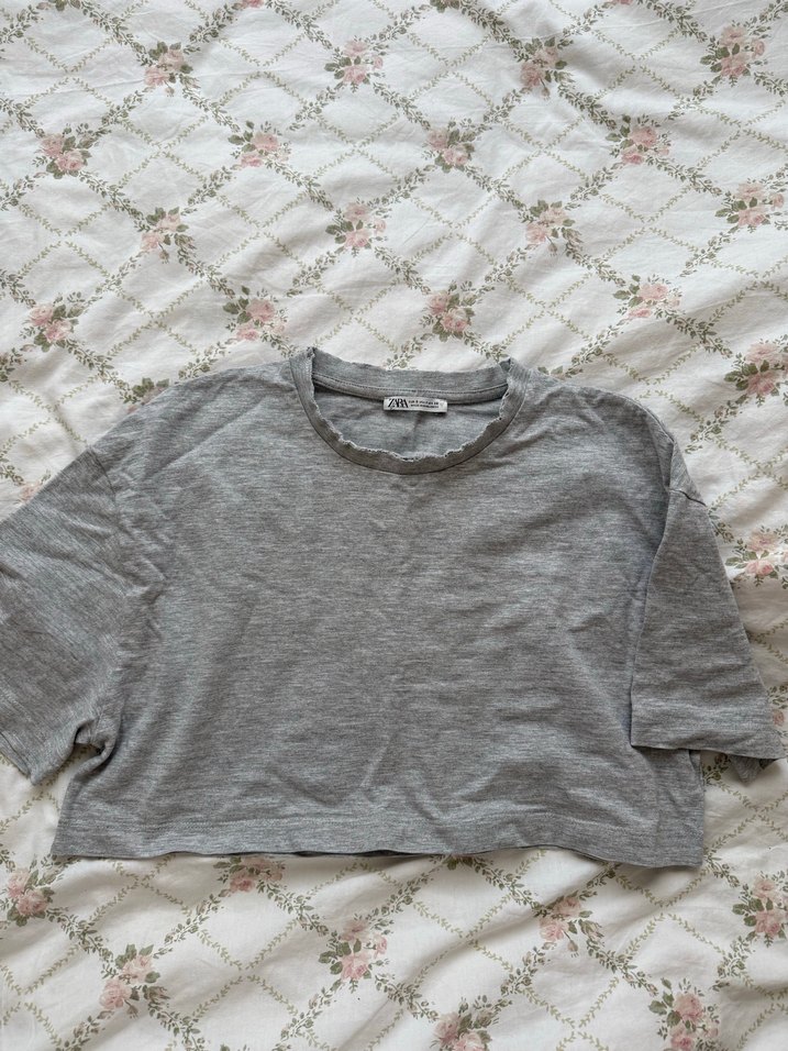 kısa kollu crop üst - Görsel 2