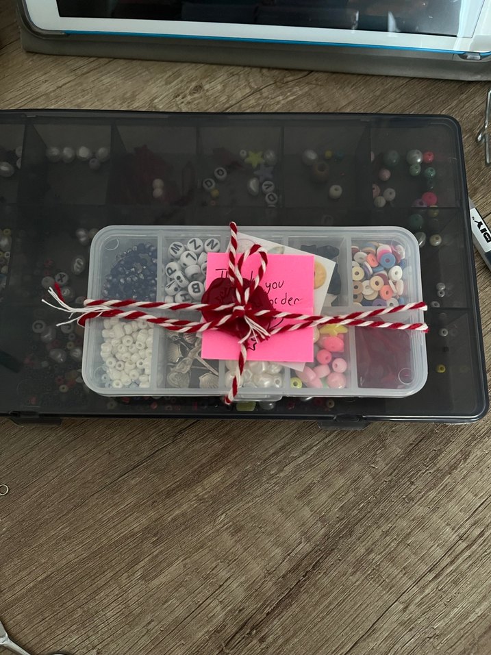 Renkli Boncuk ve Takı Malzemeleri Seti - Görsel 4