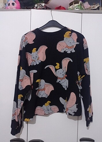 Zara sweatshirt