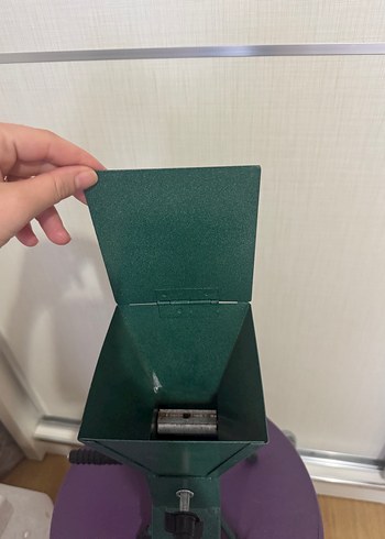 Beden Yeşil Metal fındık kırma Makinesi