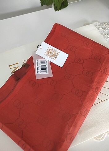 Diğer İmannoor monogram jakarlı ipek şal