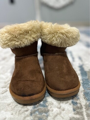 29 Beden çocuk ugg kürklü bot