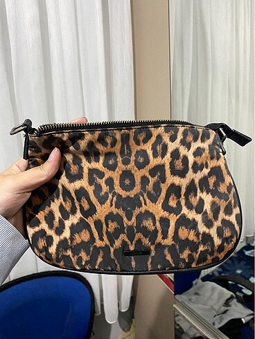 Bershka leopar çanta ASKISI KAYIP