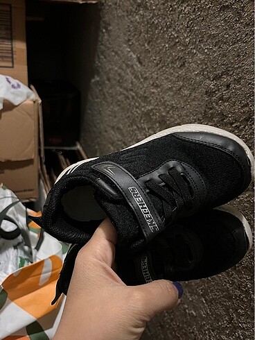 Skechers 30 numara