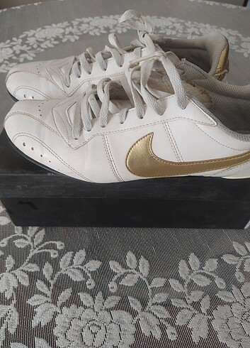 38,5 Beden beyaz Renk Nike spor ayakkabı