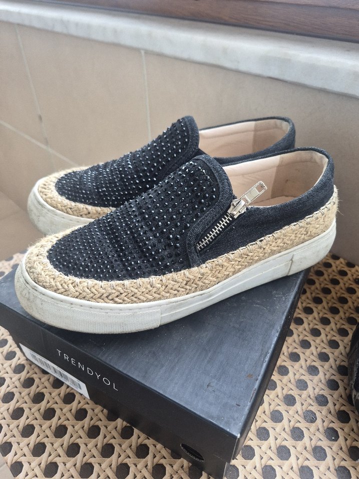 Gri Yılan Desenli Pul Detaylı Platform Espadril - Görsel 3