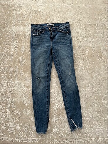 Zara Zara Jean