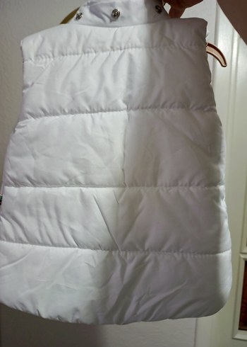 Beyaz Kürklü Yelek - Görsel 3