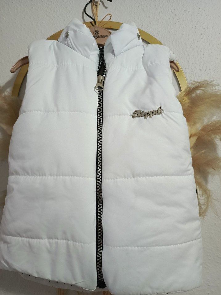 Beyaz Kürklü Yelek - Görsel 4