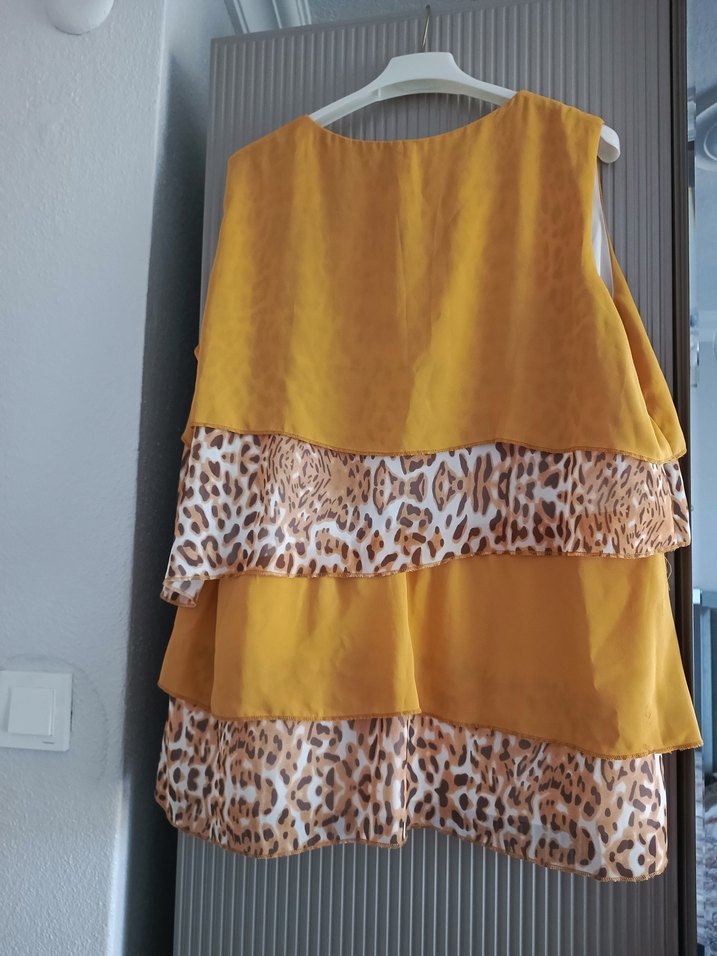 Sarı Desenli Kolsuz Mini Bluz - Görsel 3