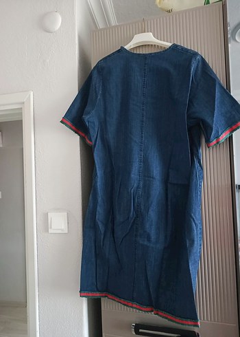 V Yaka Kısa Kollu Mavi Midi Kot Elbise - Görsel 4