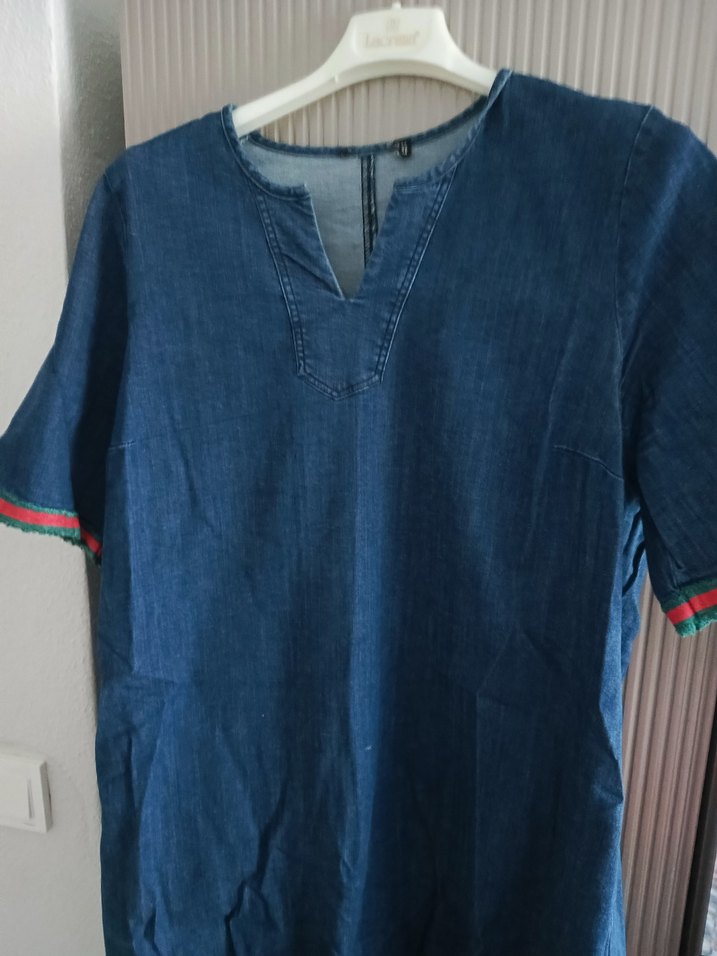 V Yaka Kısa Kollu Mavi Midi Kot Elbise - Görsel 3