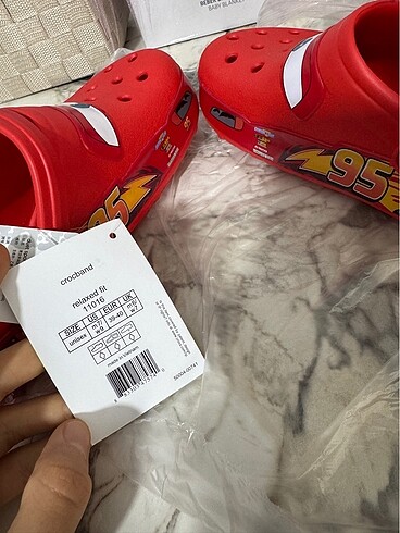 40 Beden kırmızı Renk Şimşek Mcqueen Crocs