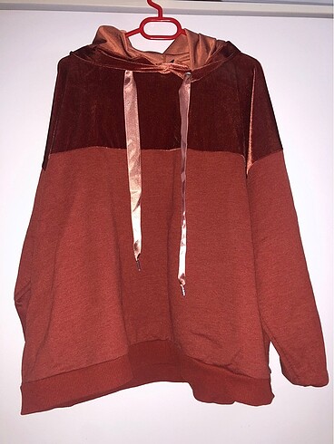 Kadife detaylı sweatshirt