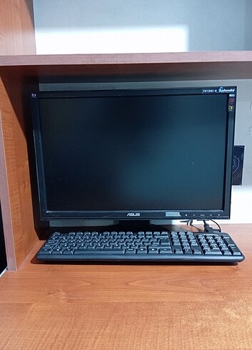 Asus Monitör Masaüstü Bilgisayar