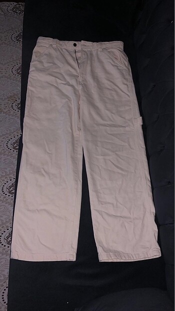 BERSHKA JEAN