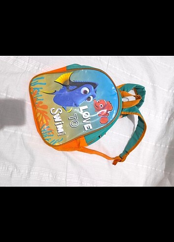 Erkek çocuk sırt çantası 