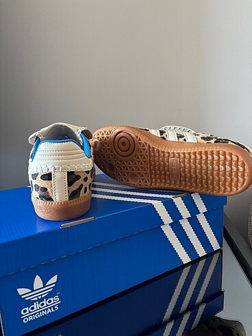 36 Beden Adidas Samba Leopar