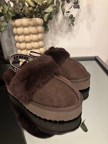 Ugg Funkette