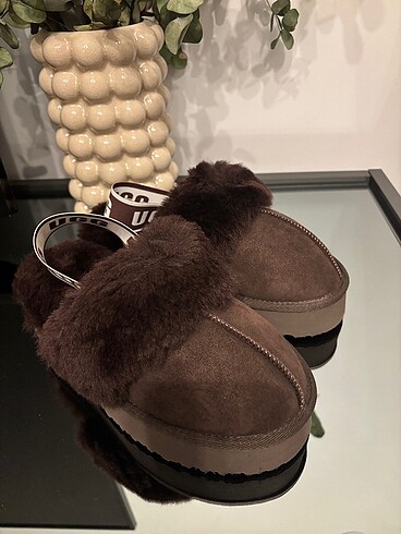 Ugg Ugg Funkette
