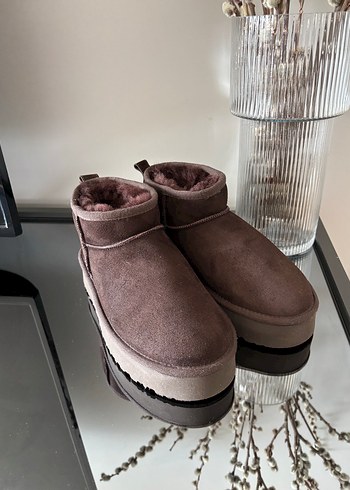 Ugg Ultra Mini Platform