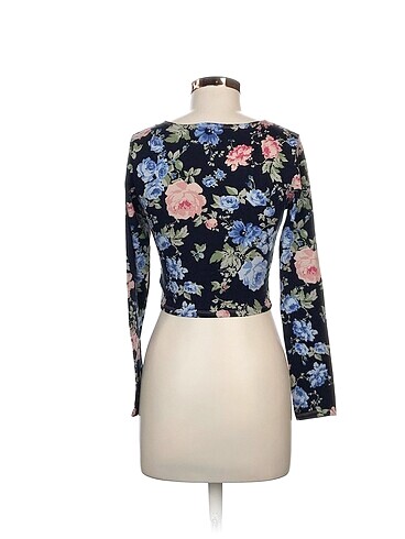 s Beden H&M Bluz %70 İndirimli.