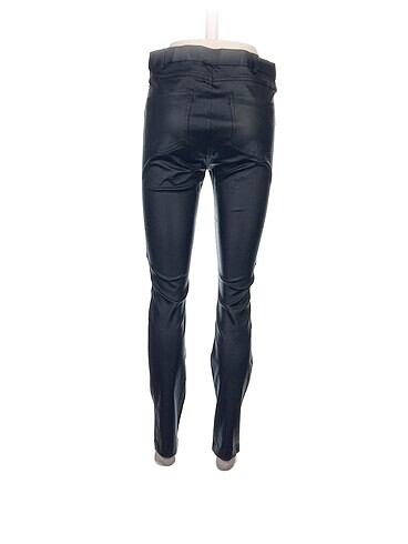 xl Beden Zara Düz Kesim %70 İndirimli.
