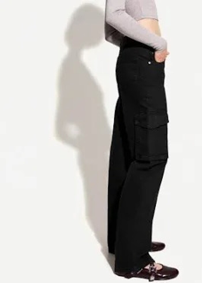 Bershka Siyah Paraşüt Pantolon Kadın Sıfır - Görsel 2