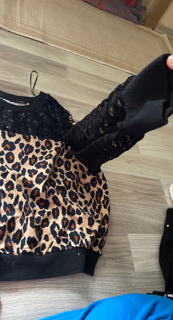 Kadın Leopar Desenli Fırfırlı bluz - Görsel 2