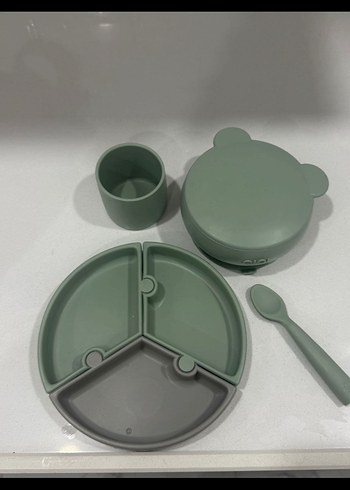 Çocuklar için bölmeli tabak, çatal, bıçak ve bardak seti - Görsel 2