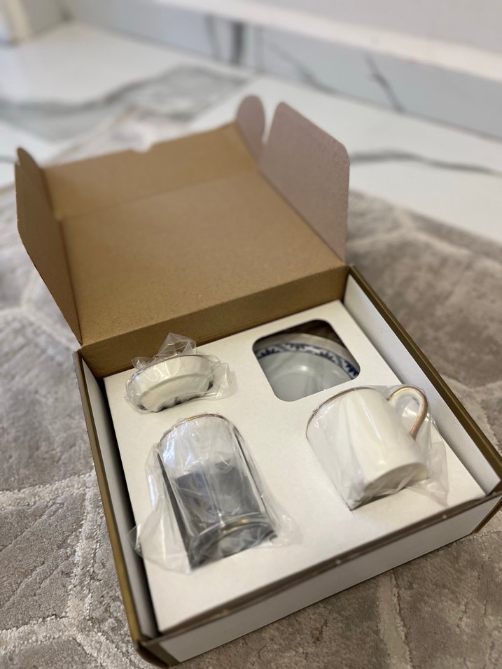 Beyaz Gold Kenarlı Kahve Fincanı ve Tabak Seti - Görsel 5