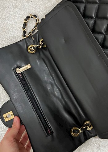 Zincir Detaylı Siyah Deri Kadın Çanta - Görsel 4