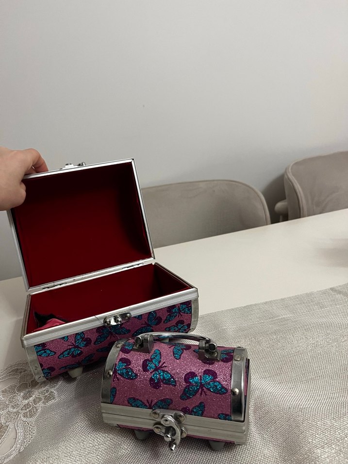 Mor Renkli Yılan Desenli Makyaj Çantası - Görsel 2