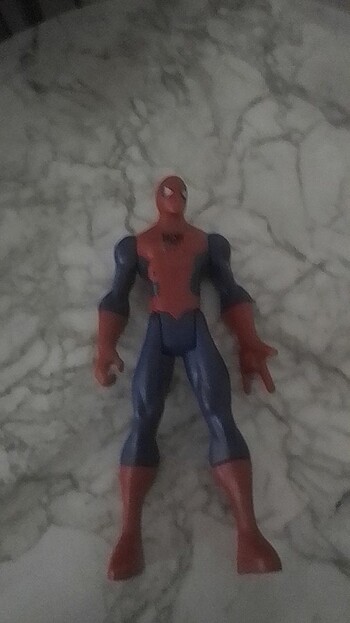 Örümcek adam oyuncağı