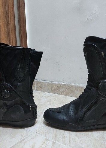 Diğer Dainese Goratex Tam Koruma Bot-44/45 numaraya uygun