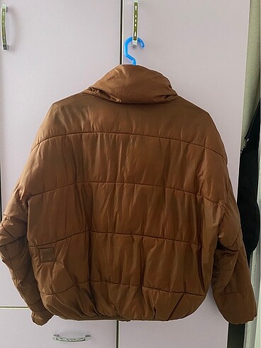 m Beden Stradivarius Mont