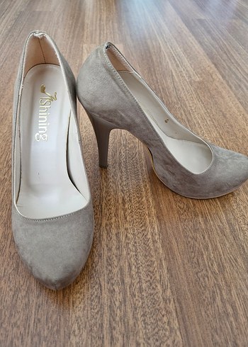 Bej Süet Stiletto Topuklu Kadın Ayakkabı