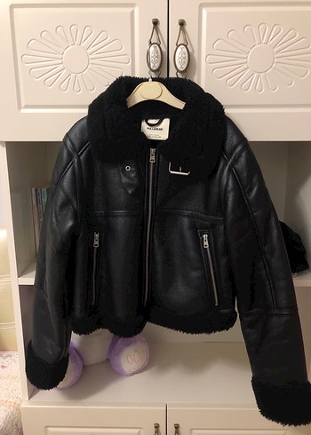 Pull&bear siyah kürklü ceket