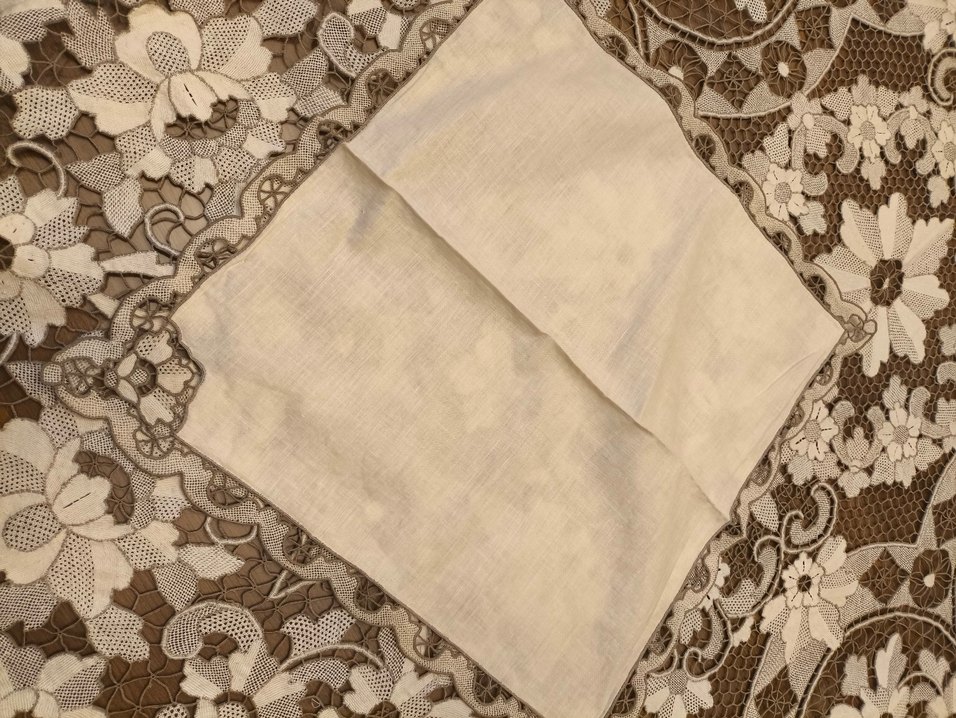 Rahibe işi masa örtusu ve peçete - Görsel 4