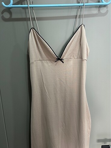 xs Beden Bershka elbise