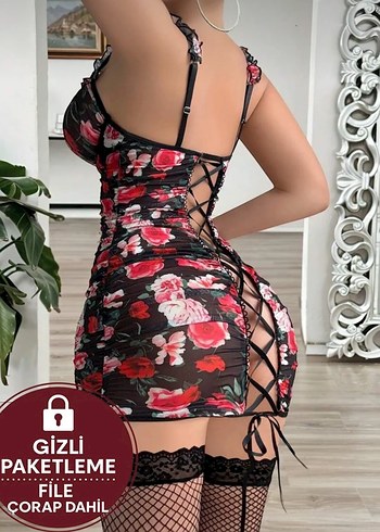 Çiçek Desenli Siyah Mini Gotik Gecelik