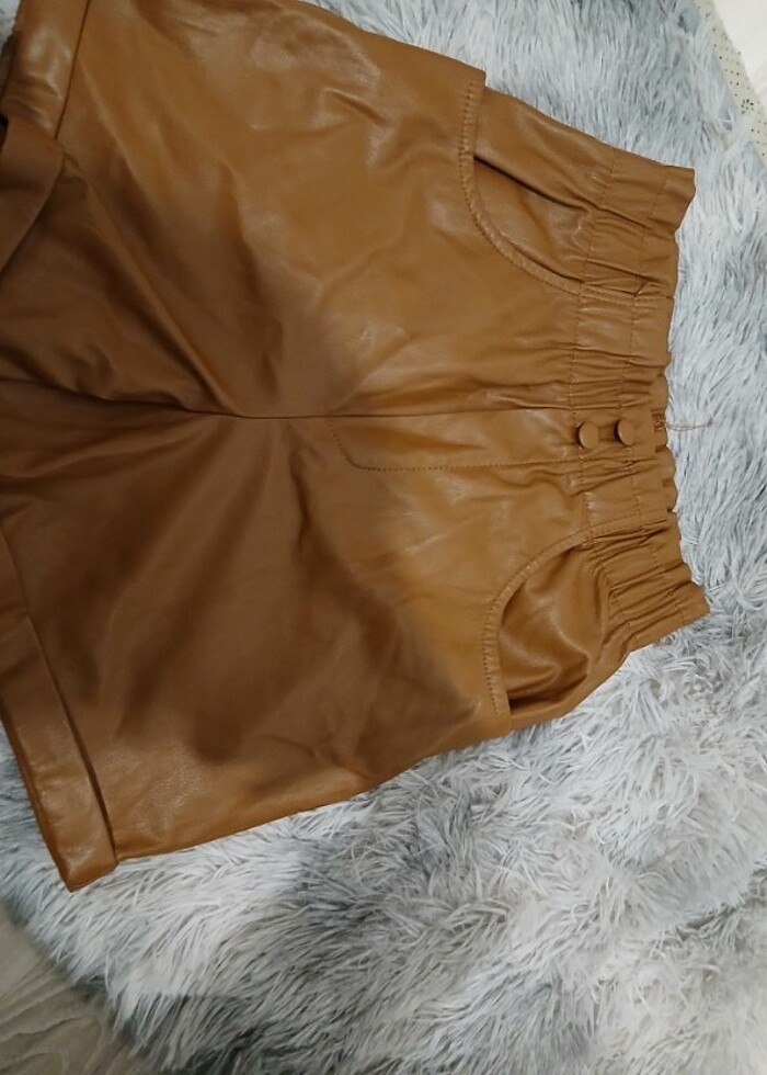  Kahverengi Deri şort  - Görsel 3